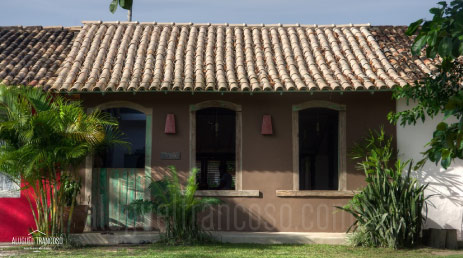 casas no quadrado a venda em trancoso brazil
